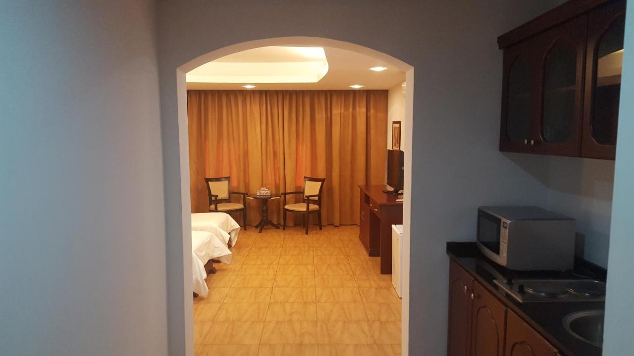 Alwafa Hotel Flats Muskat Bagian luar foto